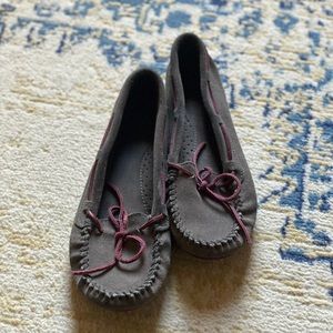 Minnetonka Suede Moccasin